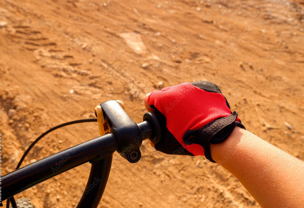 dirt bike gloves, trail riding, enduro